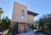 Chalet independiente con terreno en venta en la España, Alicante, ref: TR366100 foto