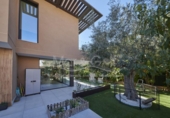 Chalet independiente con terreno en venta en la España, Alicante, ref: TR366100 foto