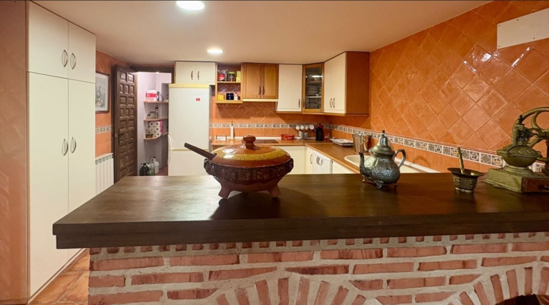 Ciudad Real - Valdepeñas - 763m2