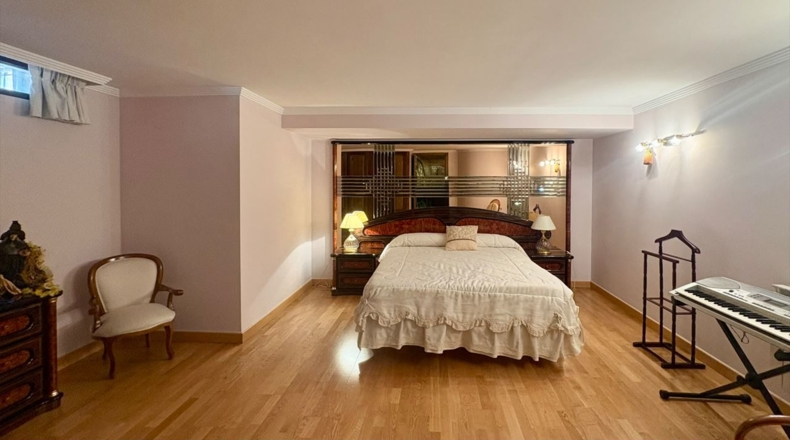 Ciudad Real - Valdepeñas - 763m2