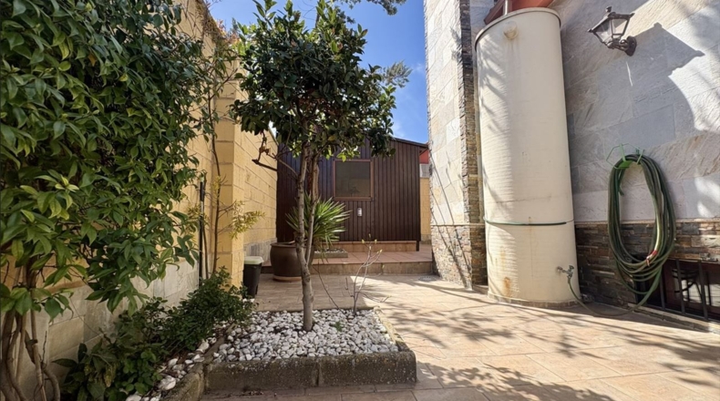 Ciudad Real - Valdepeñas - 763m2