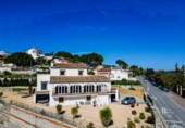 Вилла с участком на продажу в городе Jávea. Фото