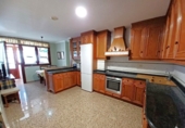 Chalet adosado con terreno en venta en La Roda ref: TR405022 foto