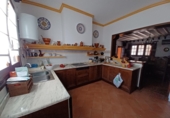 Chalet adosado con terreno en venta en La Roda ref: TR405022 foto