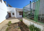 Chalet adosado con terreno en venta en La Roda ref: TR405022 foto