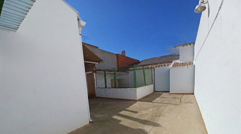 Albacete - La Roda - 353m2