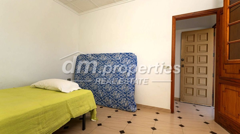Santa Cruz de Tenerife - Adeje - 28000m2