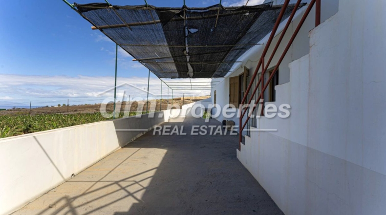 Santa Cruz de Tenerife - Adeje - 28000m2