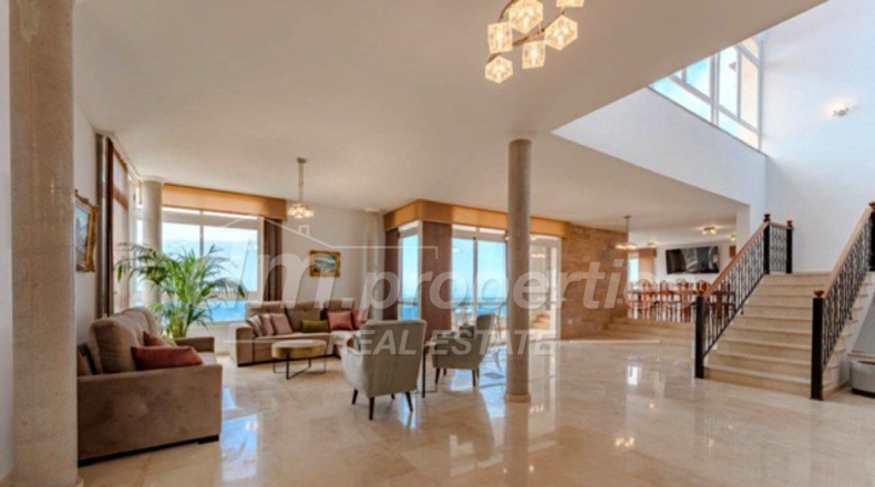 Las Palmas - Los Chorros - 750m2