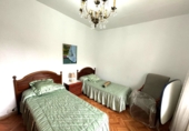 Chalet independiente con terreno en venta en la España, Noja, ref: TR403338 foto