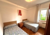 Chalet independiente con terreno en venta en la España, Noja, ref: TR403338 foto