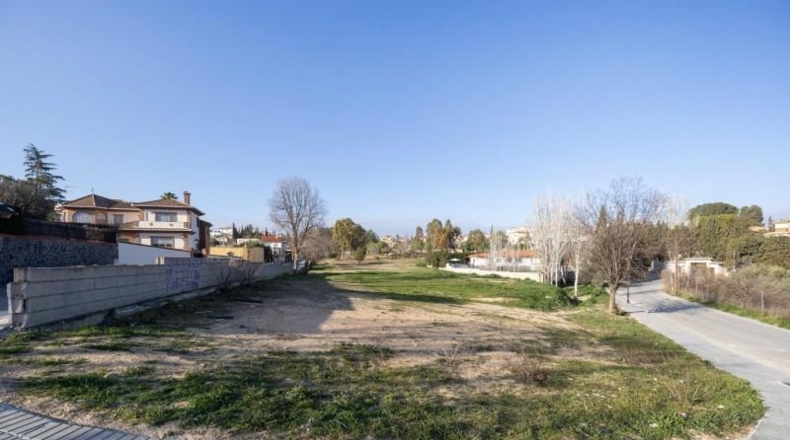 Granada - Los Llanos - 1225m2