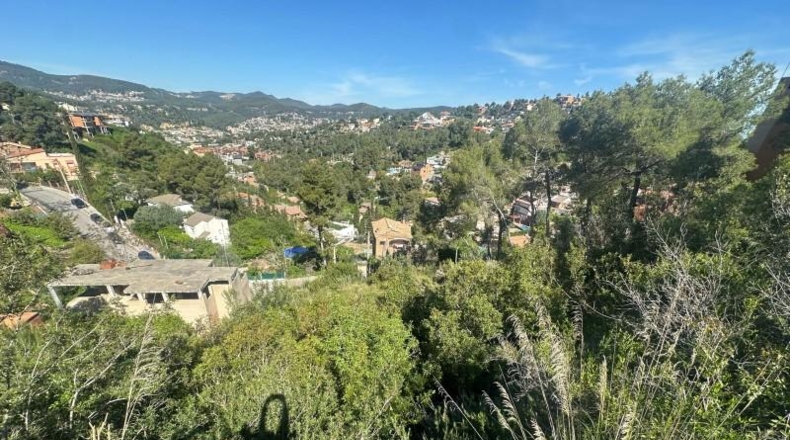 Barcelona - Vallirana - 3743m2