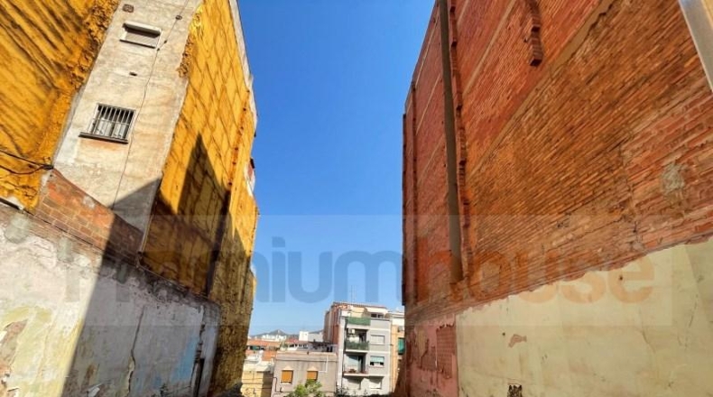Barcelona - Santa Coloma de Gramenet - 216m2