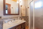Chalet independiente con terreno en venta en la España, Dílar, ref: TR404516 foto