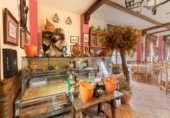 Chalet independiente con terreno en venta en la España, Dílar, ref: TR404516 foto