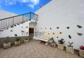 Casa de camp amb terreny en venda a la España, Granadilla de Abona, ref.: TR240471 foto