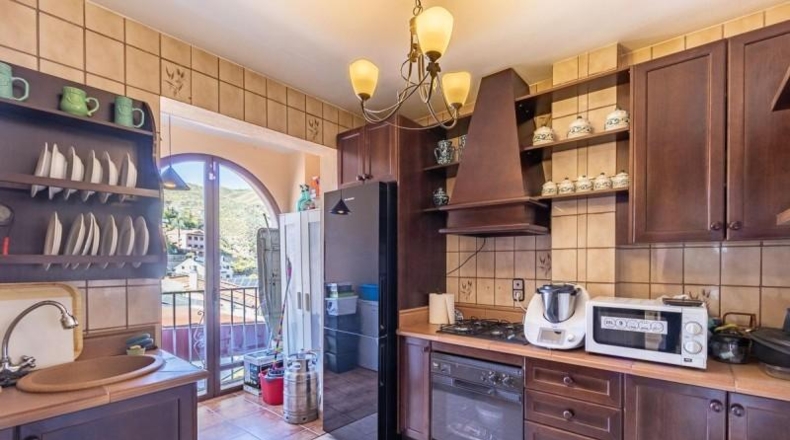 Granada - Pinos Genil - 382m2