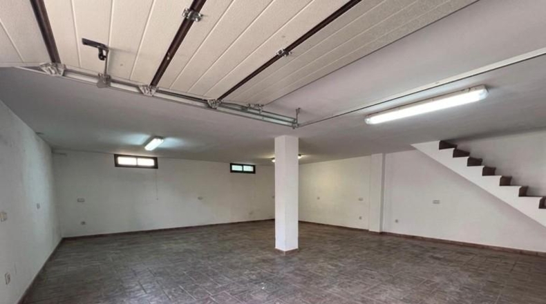 Sevilla - Dos Hermanas - 1000m2