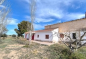 Casa de camp amb terreny en venda a la España, Iecla, ref.: TR404530 foto