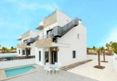 Chalet independiente con terreno en venta en la España, Torrevieja, ref: TR350889 foto