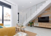 Chalet independiente con terreno en venta en la España, Torrevieja, ref: TR350889 foto