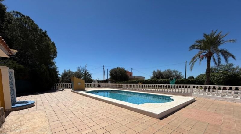 Alicante - San Vicente del Raspeig - 15000m2