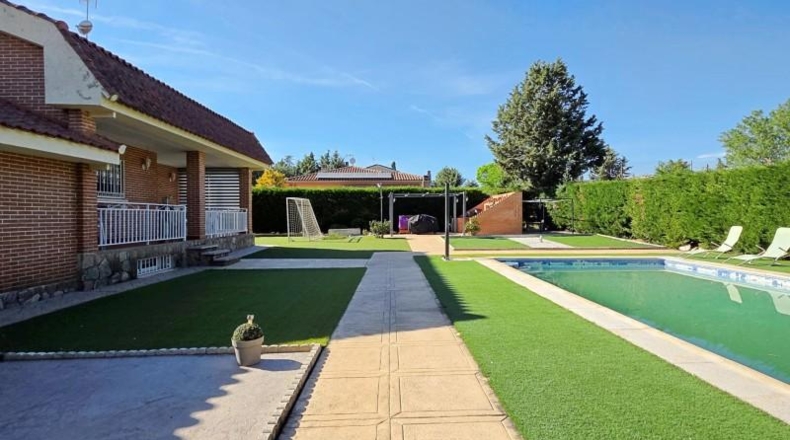 Community of Madrid - Nuevo Baztán - 970m2