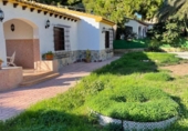 Chalet independiente con terreno en venta en la España, Orihuela, ref: TR404555 foto