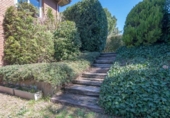 Chalet independiente con terreno en venta en la España, Sant Fruitós de Bages, ref: TR340957 foto