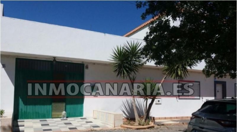 Лас-Пальмас - San Bartolomé de Tirajana - 523m2