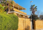 Chalet independiente con terreno en venta en la España, Orihuela, ref: TR248121 foto