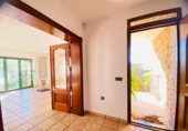 Chalet independiente con terreno en venta en la España, Orihuela, ref: TR248121 foto