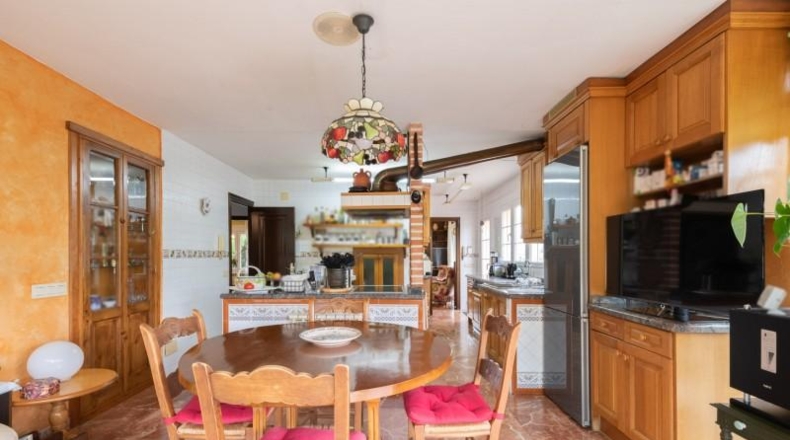 Asturias - Gijón - 1180m2