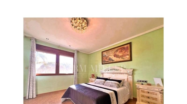 Alicante - Asp - 12000m2