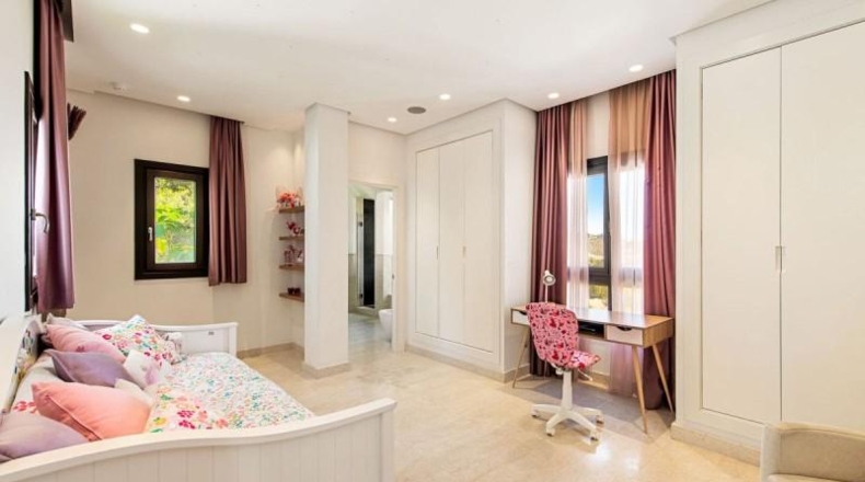 Малага - Marbella - 1650m2