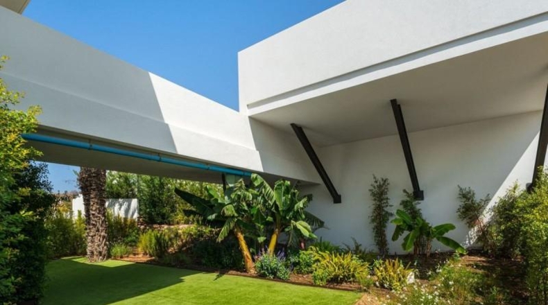 Малага - Estepona - 1097m2