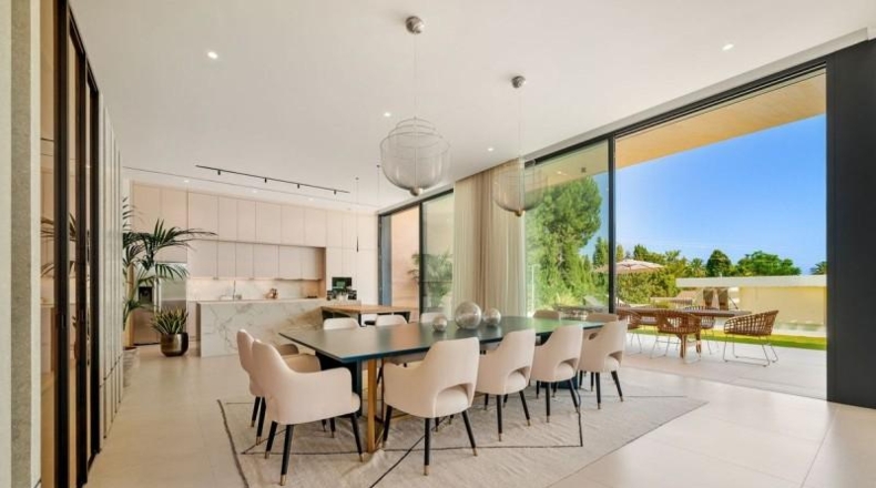 Malaga - Estepona - 1640m2
