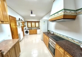 Chalet independiente con terreno en venta en Albacete ref: TR404992 foto
