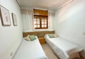 Chalet independiente con terreno en venta en Albacete ref: TR404992 foto