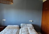 Отдельно стоящий дом с участком на продажу в городе Sant Cebrià de Vallalta Фото