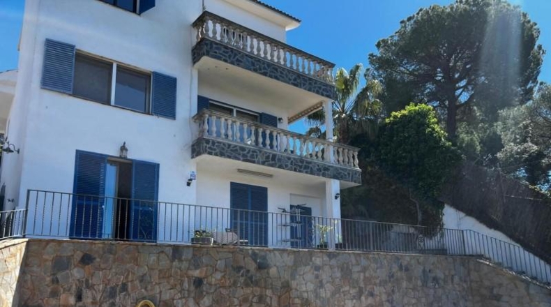 Barcelona - Сан-Себрия-да-Байальта - 850m2