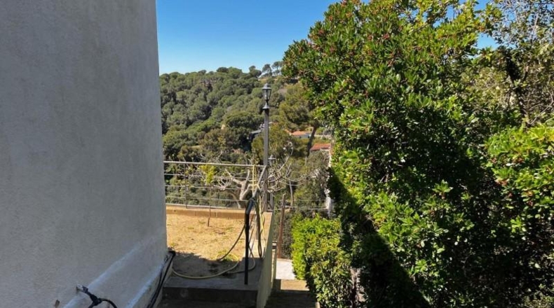 Barcelona - Сан-Себрия-да-Байальта - 850m2
