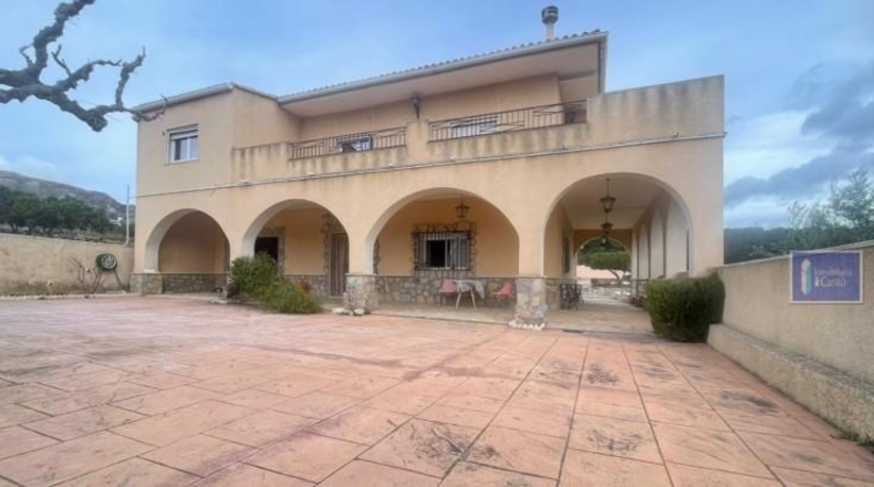 Alicante - Cocentaina - 2290m2