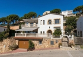 Xalet independent amb terreny en venda a la España, Lloret de Mar, ref.: TR404983 foto