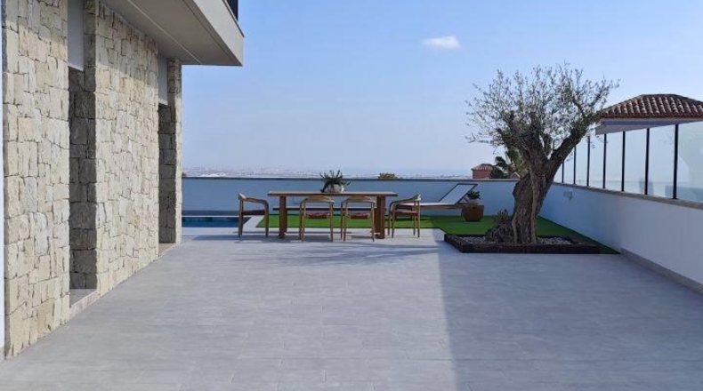 Alicante - San Miguel de Salinas - 350m2