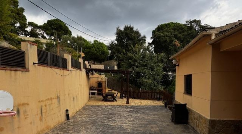 Barcelona - Sant Cebrià de Vallalta - 800m2