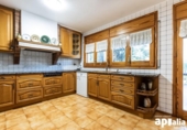Chalet independiente con terreno en venta en la España, Castellar del Vallès, ref: TR394799 foto