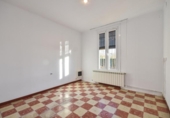 Отдельно стоящий дом с участком на продажу в городе Sant Andreu de Llavaneres Фото