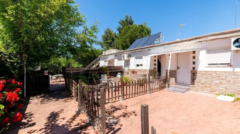 Seville - Palomares del Río - 3374m2